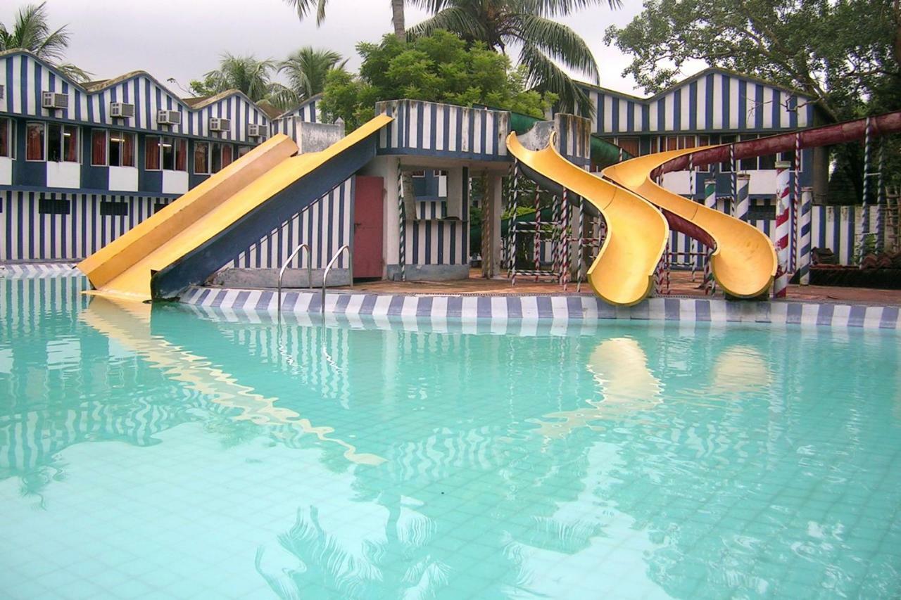 Palm Village Resort Калькутта Экстерьер фото