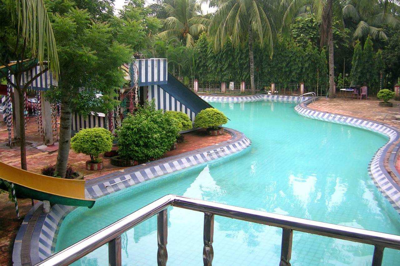 Palm Village Resort Калькутта Экстерьер фото